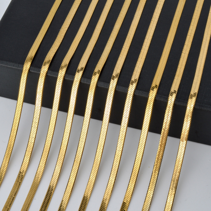 Κολιέ από 304 ανοξείδωτο ατσάλι • επίπεδη αλυσίδα φιδιού • ηλεκτροπλατίωση • Υλικό μενταγιόν: ανοξείδωτο ατσάλι • Κωδικός ZE-SN0040