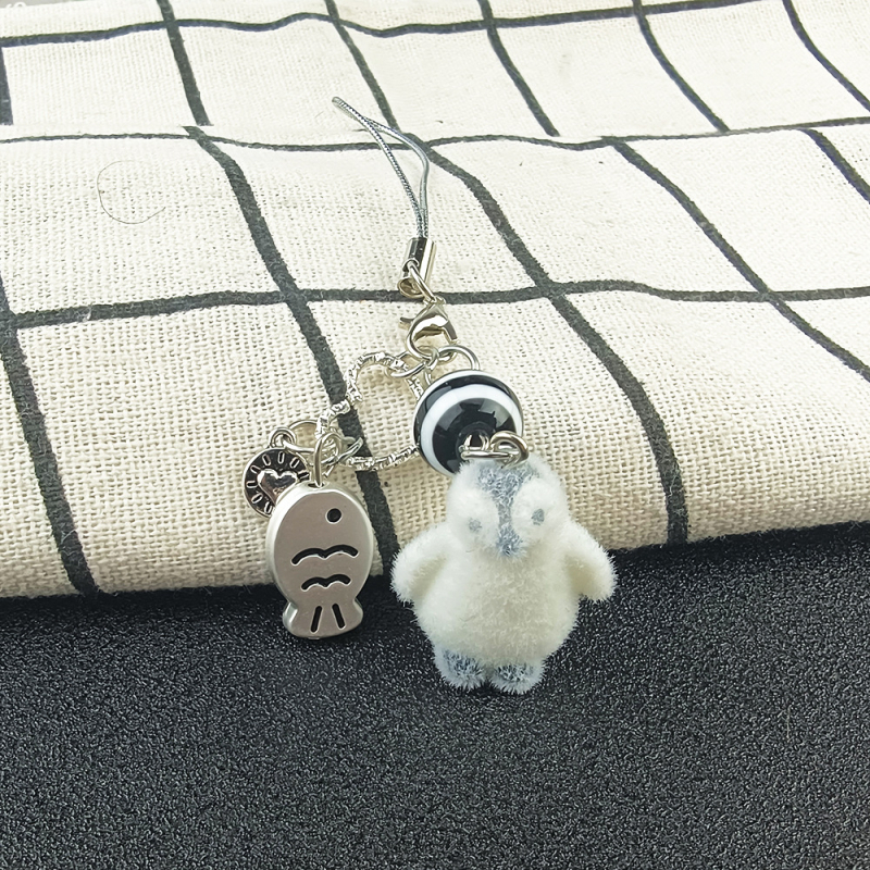 Kulcskarika – aranyos rajzolt pingvin, sarki medve és tengeri vidra – gyanta, kód: k1001, önálló csomagolás