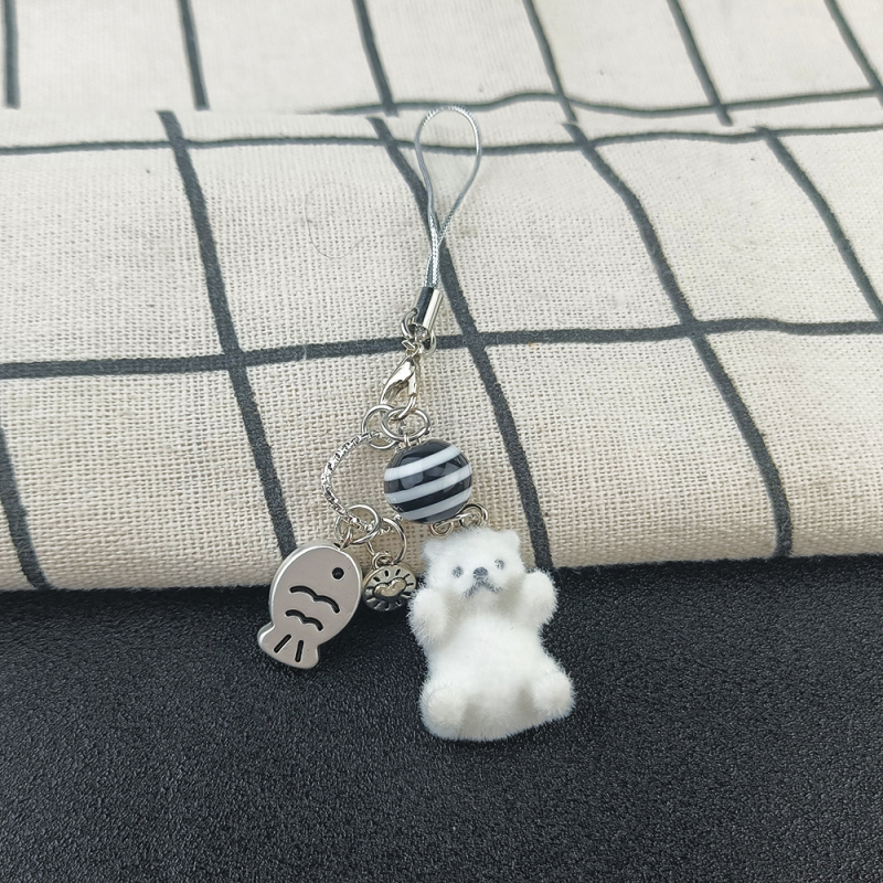 Kulcskarika – aranyos rajzolt pingvin, sarki medve és tengeri vidra – gyanta, kód: k1001, önálló csomagolás