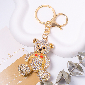 Raktų pakabukas su meškiuko karikatūra ir kaspinėliu, metalinis su krištolo akcentais, Korėjos stilius, kodas A-451