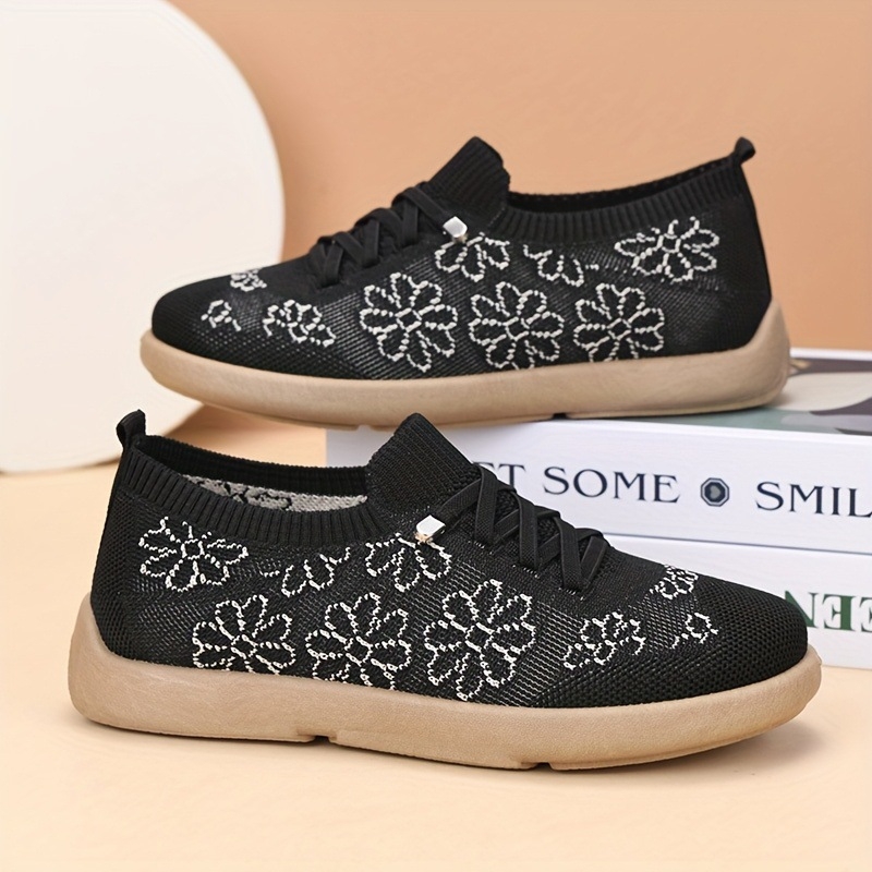 Γυναικεία καμβά παπούτσια με σουέτ επάνω μέρος, στρογγυλή μύτη, κλίση τακουνιού 4-6 cm, μοτίβο κρανίο, αναπνέουν για το καλοκαίρι