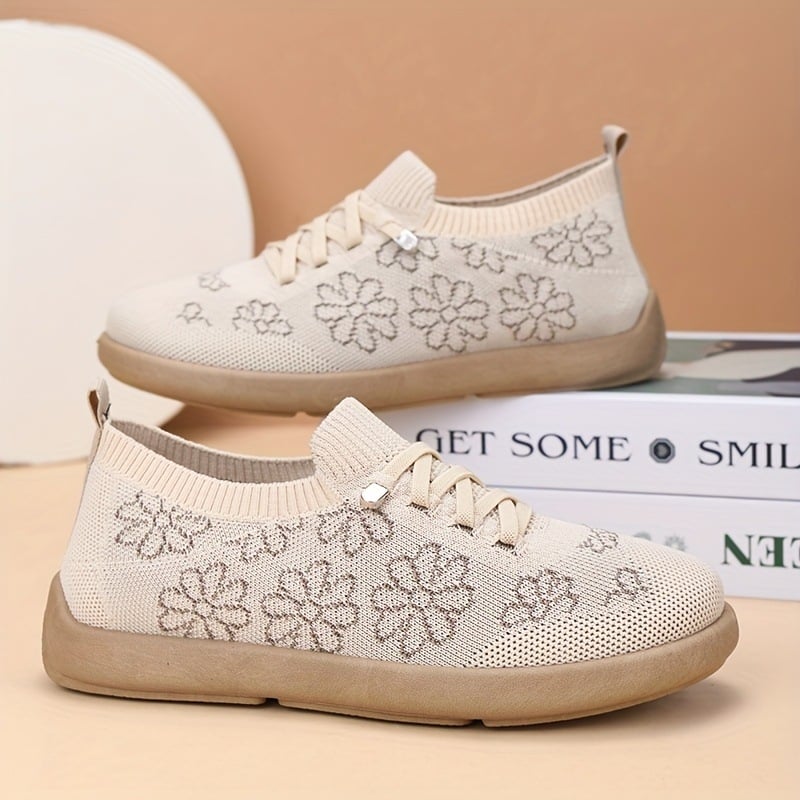 Γυναικεία καμβά παπούτσια με σουέτ επάνω μέρος, στρογγυλή μύτη, κλίση τακουνιού 4-6 cm, μοτίβο κρανίο, αναπνέουν για το καλοκαίρι