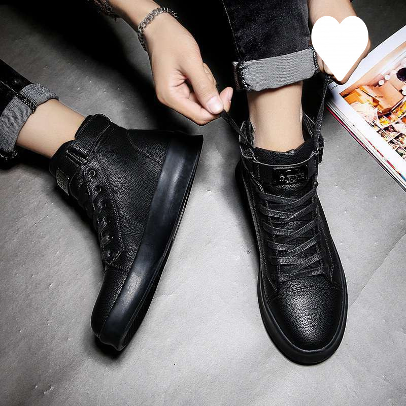 Mid-top sneakers ar korejiešu stilu, PU augšējā daļa, aizdare ar šņorēm, gumijas zole, augstuma palielināšana