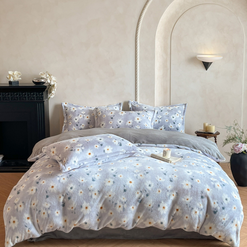 Négy részes ágynemű garnitúra virágos mintával, reaktív nyomtatás, tejfleece, antistatikus