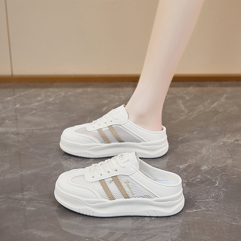 Γυναικεία slip-on παπούτσια: τετράγωνη μύτη, επάνω συνθετικό PU, ριγέ σχέδιο, επίπεδη σόλα