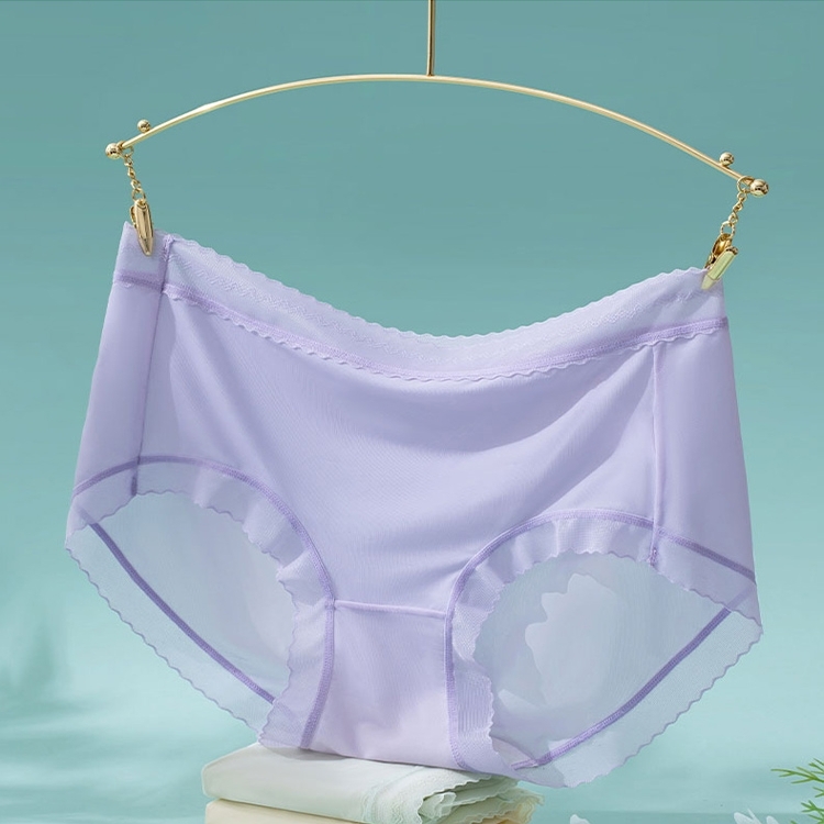 Moterų aukštu liemeniu apatiniai iš Ice Silk; kirkšnies pamušalas Mulberry šilkas; pagrindinis audinys Nylon 80-90%; vasaros 2025 kolekcija.