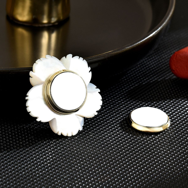 Réz virágos bross, vintázs stílusú irodalmi retro dizájn, elektroplatírozott bevonattal