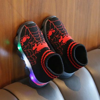 Φωτιζόμενα παιδικά παπούτσια με αναπνεύσιμο επάνω μέρος από ύφασμα, ελαφριά σόλα EVA, μοτίβο κινούμένων σχεδίων, κατάλληλα για ηλικίες 1–12 ετών, άνοιξη-καλοκαίρι-φθινόπωρο