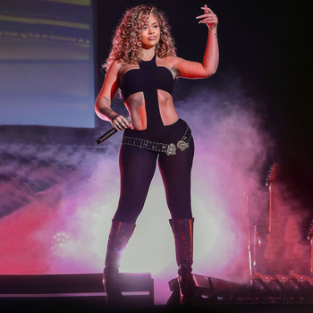 Bodycon ujjatlan overál, magas derekú és hosszú nadrágokkal, poliészter-elasztán keverék, vékony anyag, 2025 ősz