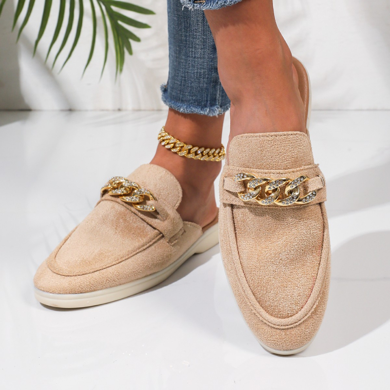 Moteriškos šlepetės su metalo sagtimi, nubuko viršus iš karvės odos, gumos padas, pado storis 3–5 cm, retro stilius, pavasaris–vasara 2025