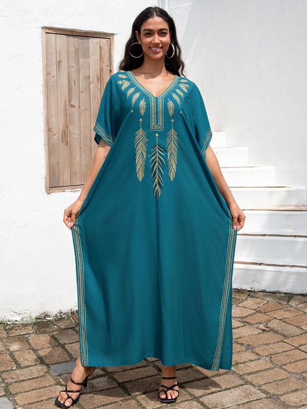 Strandruha-ruha robesz-stílusban, diszkrét hímzéssel, 100% pamut anyag, pamut béléssel, 270 g/m², alkalmas úszáshoz és vízi tevékenységekhez