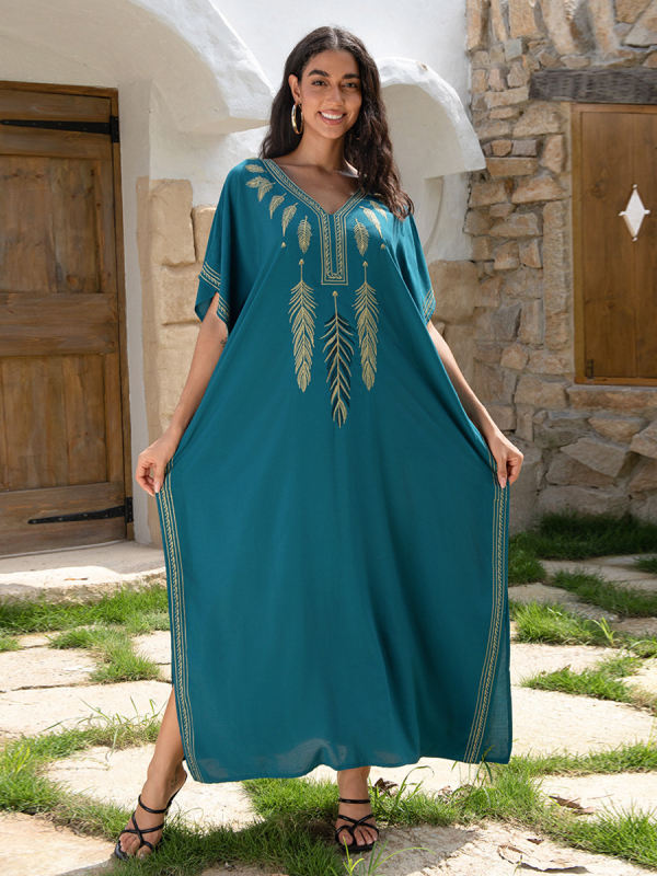 Strandruha-ruha robesz-stílusban, diszkrét hímzéssel, 100% pamut anyag, pamut béléssel, 270 g/m², alkalmas úszáshoz és vízi tevékenységekhez