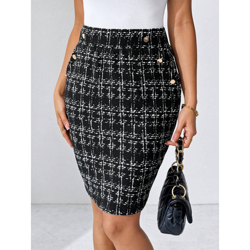 Moteriška rankinė su odos apdaila ir metalo sagtimi – retro elegancijos stilius, medvilnės audinys su CVC sudėtimi