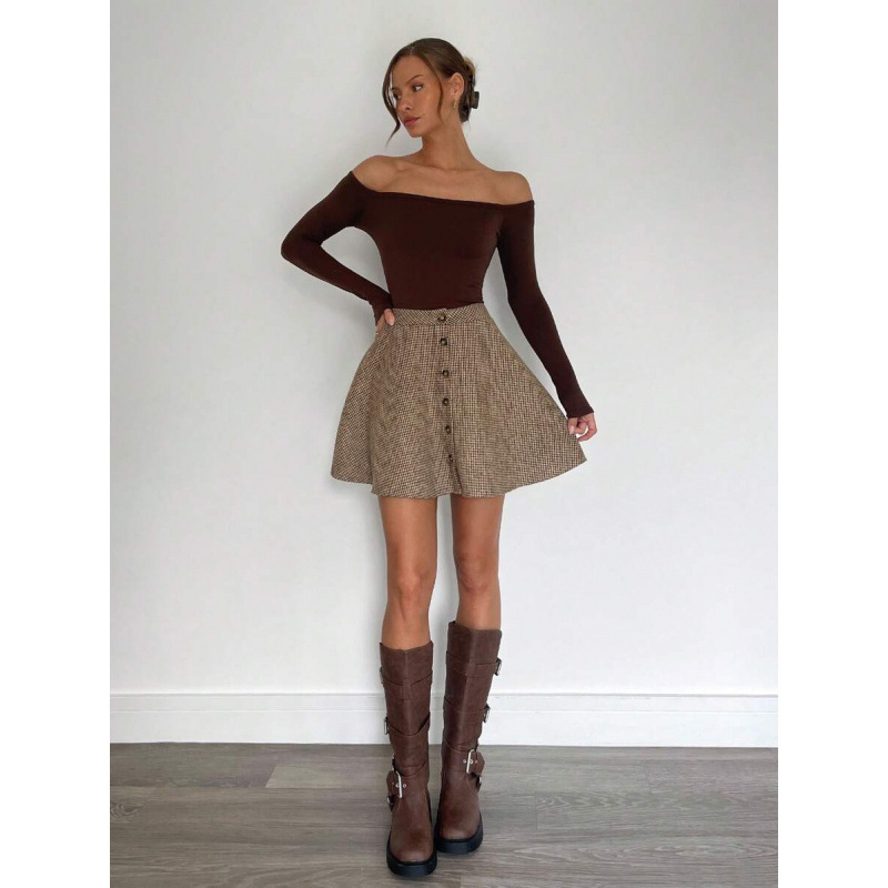 A līnijas mini svārki ar retro režģa rakstu (kokvilna dabīgā krāsojumā, CVC maisījums, neliela elastība, brīva piegriezuma)