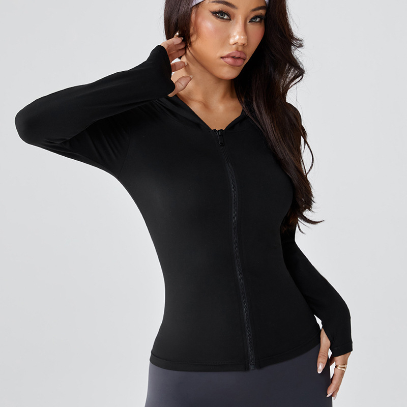 Női kapucnis zipzáros sportkabát - hosszú ujjú, karcsú szabású, csípőig érő hosszúság, poliészter