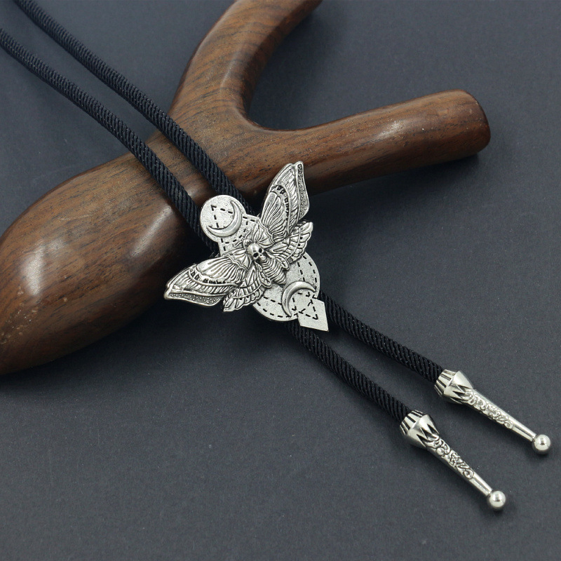 Κολιέ bolo με γοτθικό στυλ και μοτίβο νυχτοπεταλούδας, μενταγιόν από κράμα, ηλεκτροπλατίωση, ρετρό σχέδιο ζωικό/ζώδιο