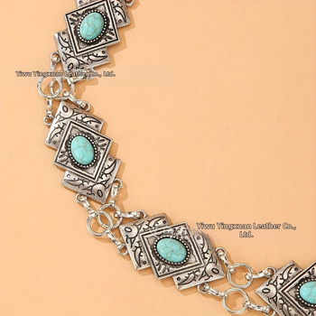 Μεταλλική ζώνη μέσης σε ρετρό στυλ με ενθετικά στοιχεία και κούμπωμα αστακοειδές, άνοιξη 2023