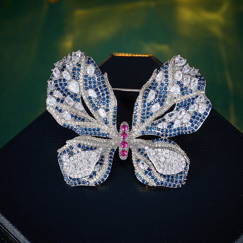 Drugelio formos segė, varinė pagrindė, cirkonio inlaj, inlaj technika