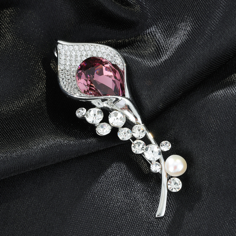 Calla Lily segė – varinė pagrindas su cirkonais ir Austrijos kristalais; moteriškas paprastas stilius; Princesės serija; modelis TXH-984