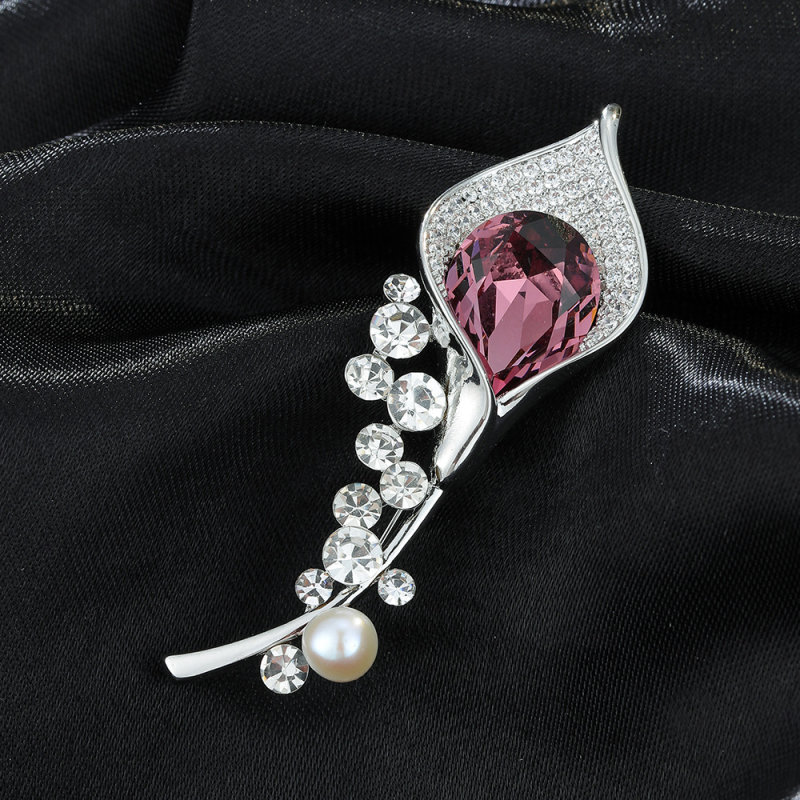 Calla Lily segė – varinė pagrindas su cirkonais ir Austrijos kristalais; moteriškas paprastas stilius; Princesės serija; modelis TXH-984