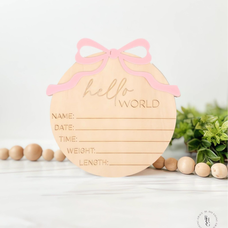 Ξύλινο κρεμαστό για ανακοίνωση γέννησης μωρού με φιόγκο, μοντέρνο μινιμαλιστικό στυλ