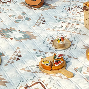 Προσαρμοσμένο πατάκι πικνίκ για υπαίθριο κάμπινγκ – Αναδιπλούμενο, Αδιάβροχο, Oxford ύφασμα, Μοντέλο 05093, 400 g, για πολλούς χρήστες