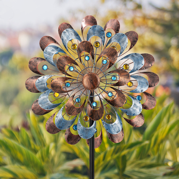 Железна въртяща се вятърна мелница - декоративна украса за градина и двор (Материал: Желязо; Изработка: полу ръчна и полу-механична; Тегло: 1400 g)