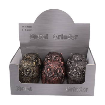 Gunter bagoly-ihletésű négyrétegű cinkötvözet gyógynövény őrlő, kézi