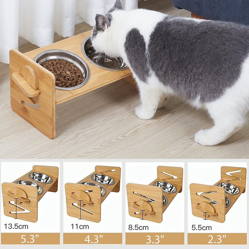 Medinis kačių šėrimo laikiklis su automatine šėrimo sistema