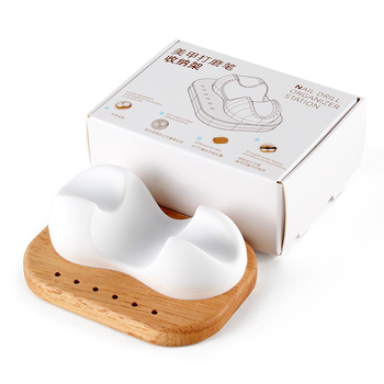 Στήριγμα τέχνης νυχιών με ξύλινη βάση και σιλικόνη για αποθήκευση εργαλείων — JJ