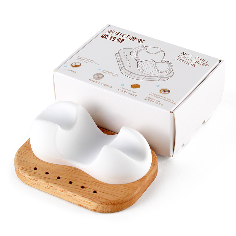 Nail art stovas su mediniu pagrindu ir silikono paviršiumi įrankių saugojimui — JJ