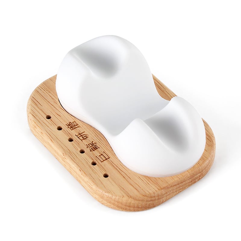 Nail art stovas su mediniu pagrindu ir silikono paviršiumi įrankių saugojimui — JJ