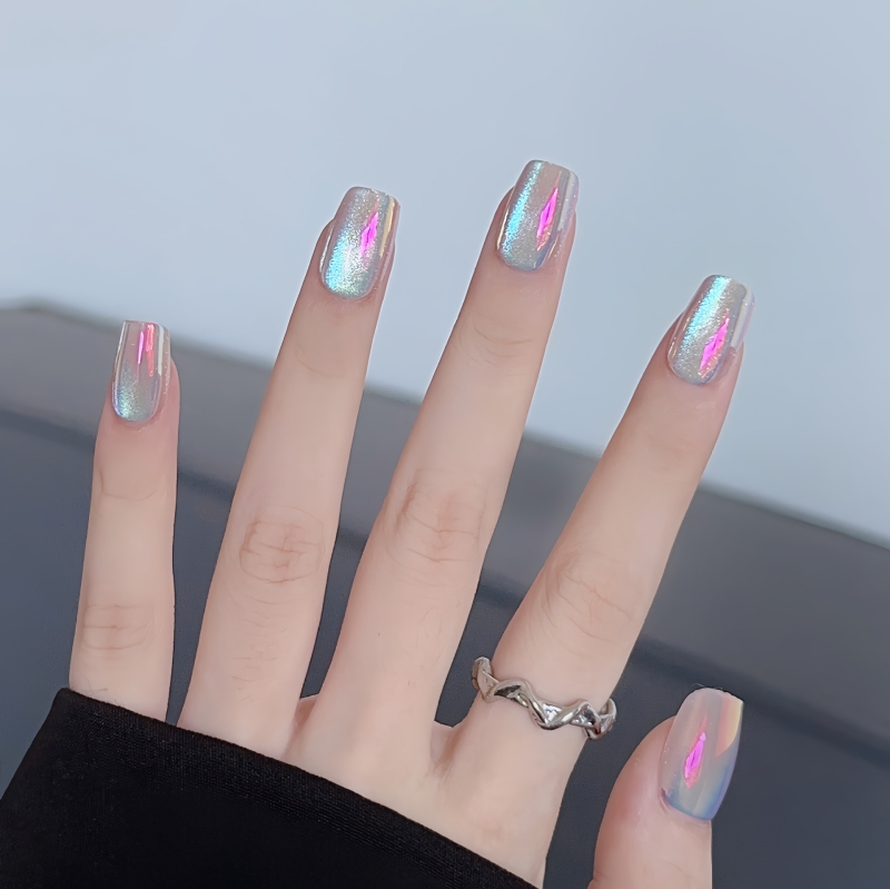 Rankų darbo nagų rinkinys 30 vnt. su Cat's Eye/Aurora efektu, nuimami dirbtiniai nagai, trumpas stilius