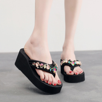 Γυναικείες σανδάλια με ψηλό τακούνι και φαρδιά σόλα με κρύσταλλα (Υλικό επάνω: καθολικό μοντέλο; Κατηγορία προϊόντος: ψαροκόκαλο; Στυλ: εθνοτικό; Υλικό σόλας: καουτσούκ)