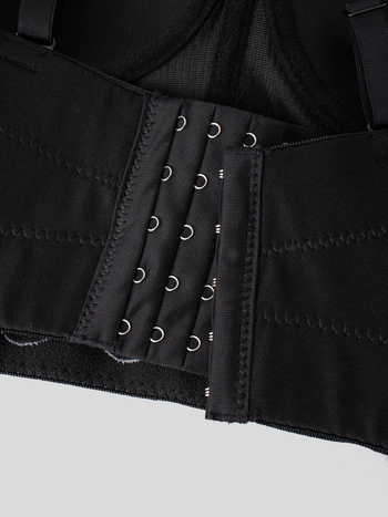 Κορμάκι halter με ανοιχτή πλάτη, Ultra-Short μήκος ≤40 εκ; Διακοσμημένο με μαργαριτάρια και διαμάντια; 3D μοτίβο; Πολυεστερικό ύφασμα με ελαστικότητα; Slim Fit