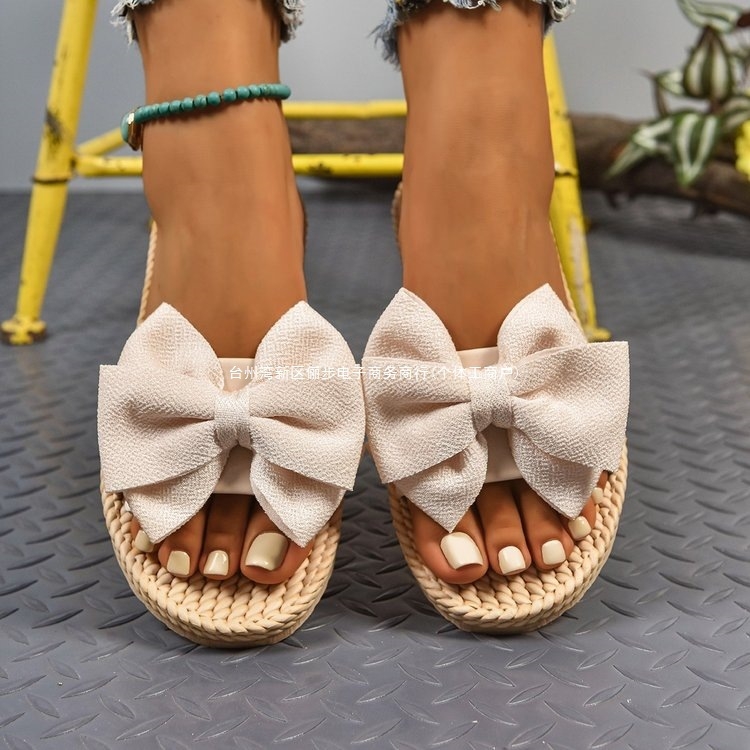 Naminės šlepetės su uždarais pirštais, kasdienio stiliaus, plasto viršus, guminė padas, plokščias kulnas