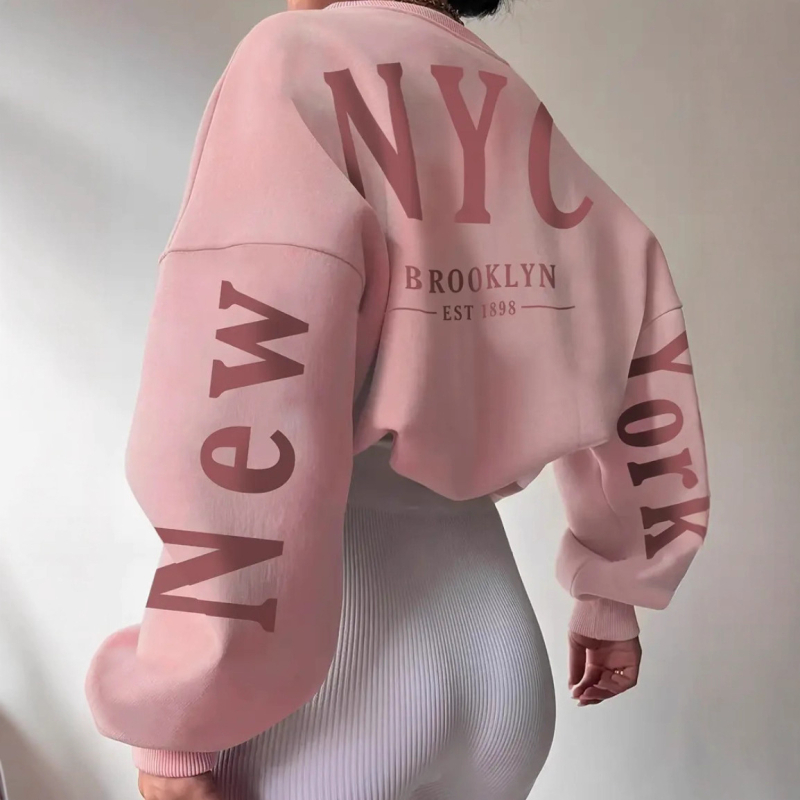 Pulover damă gros, fără glugă, guler rotund, croială lejeră, imprimeu, buzunare laterale