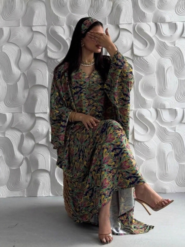 Garā robe ar batwing piedurknēm, brīvs piegriezums, Spandex audums, Preces numurs 6067, Sveķu krāsu fiksācija