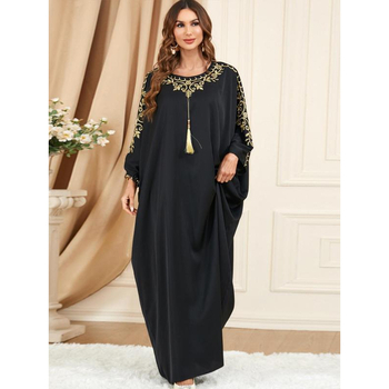 Rochie de mireasă brodată, mâneci batwing, lungă, croială elegantă | Material: nylon 100%