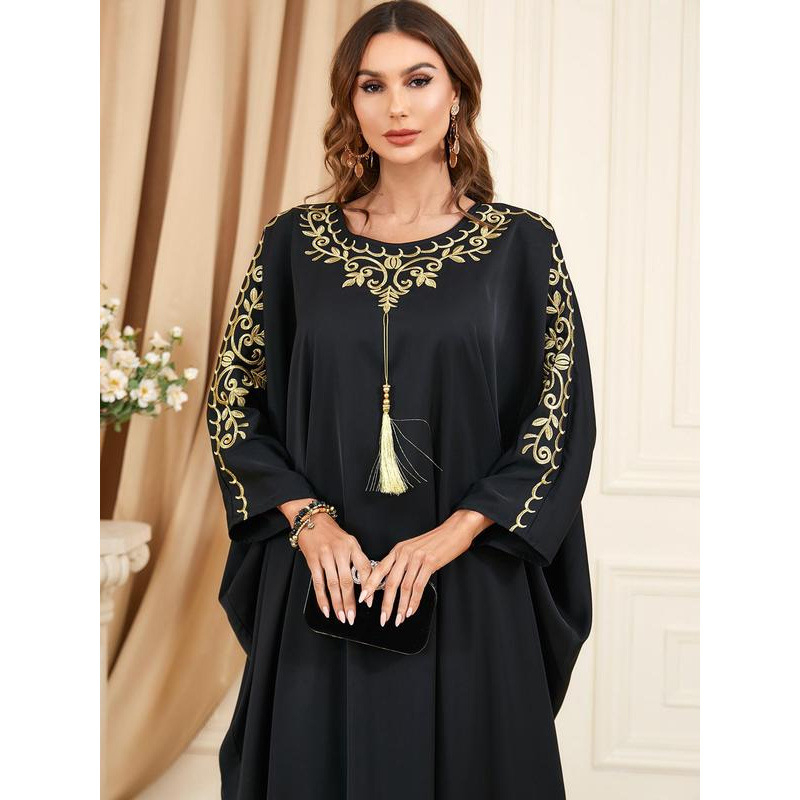 Rochie de mireasă brodată, mâneci batwing, lungă, croială elegantă | Material: nylon 100%