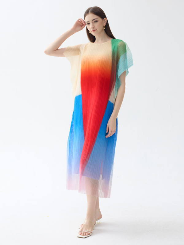 Sieviešu poliestera kleita ar plisu rakstu, apaļš kakls, īsi piedurknes, viduklis vidējais, A līnijas garā kleita, ikdienas stils