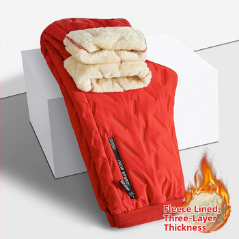 Vīriešu taisnā griezuma bikses, kokvilnas pildījums, mākslīgās ādas audums, pavasaris 2025