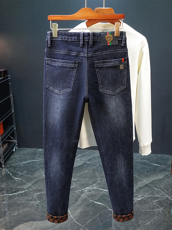 Дънки с бродерия и принт, слим-стрейт кройка, памучно-еластична смес, средно висока талия