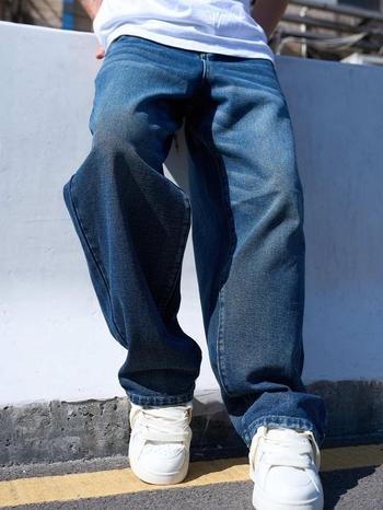 Мъжки дънки – уличен стил, прав крак, ръчно рисувани, с цип, ниска талия