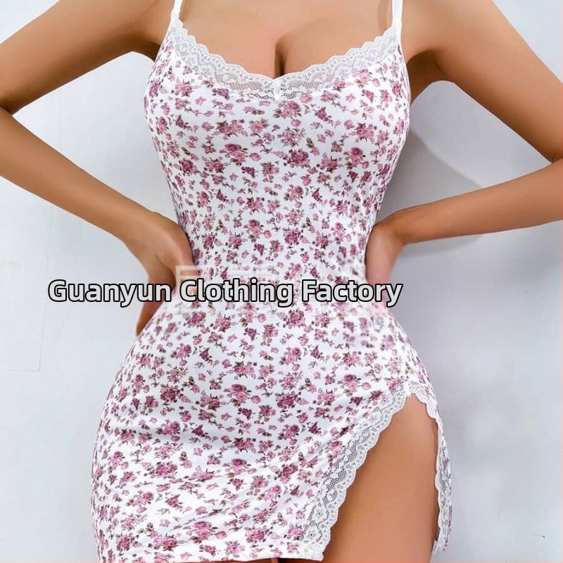 Sundress ar drukas motīvu, siksniņām, patchwork mežģīne, garā kleita ar izgriezumu — Bodycon, Milk Silk, Poliester, Sieviete, 2011