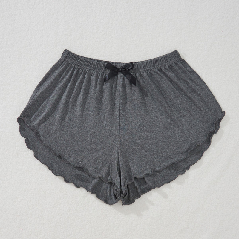 Milk Silk šorti ar loku - vienkāršs ikdienas stils, 95–100% poliesteris, plāna audums, 141–160 g/m2