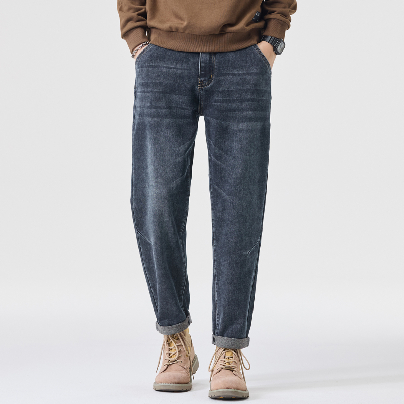 Jeans din denim, croială conică slim, talie medie, fermoar, spălat vintage, pantaloni lungi