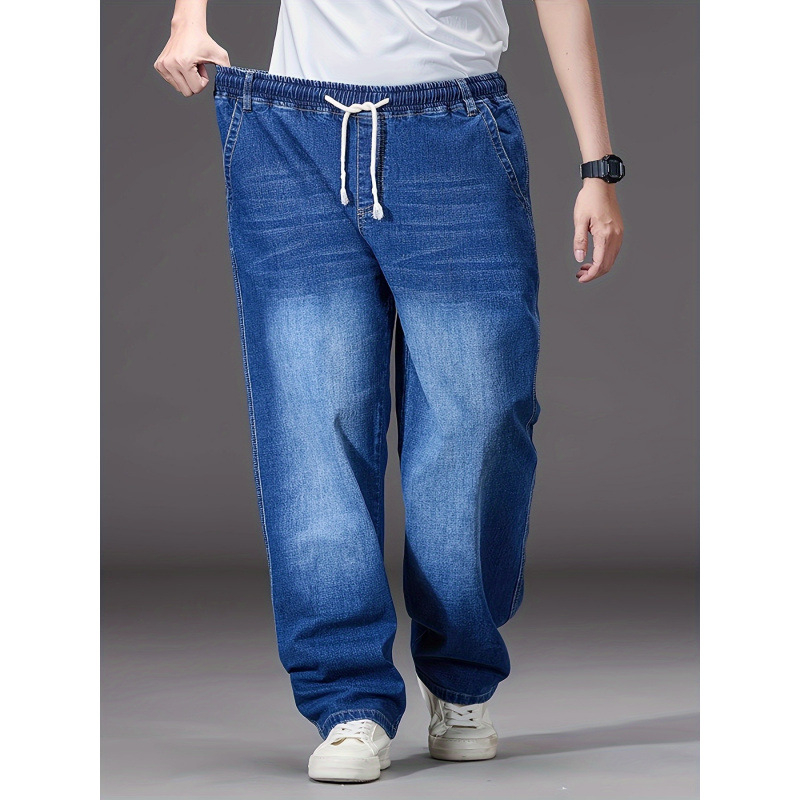 Vīriešu džinsi ar taisnu piegriezumu, augstu jostu, brīvu piegriezumu, fleece iekšējā oderējums, dubulta josta ar aukliņu, vidēji elastīgs audums (64,7% kokvilna, 30,2% poliesters, 4,1% citi šķiedras, 1% spandeks).