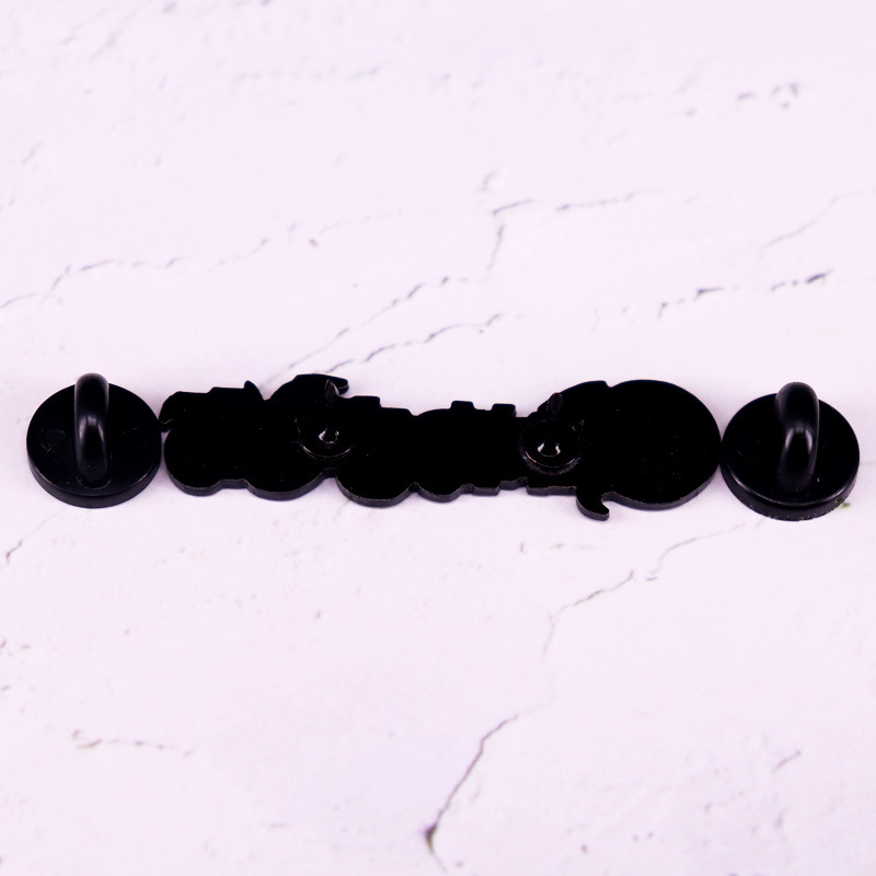 Broșă cu logo-ul pisicii fulger, aliaj, placare electroplată, decorativă, unisex, stil personal