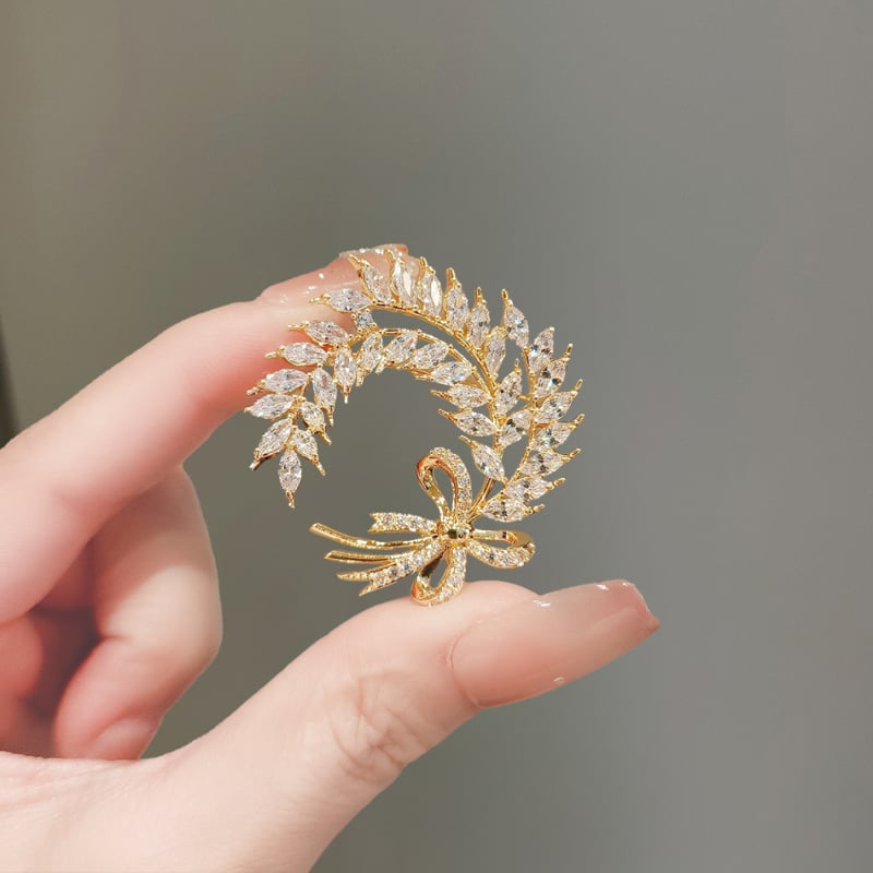 Broșă din aliaj de zinc, placare electrolitică, stil vedetă online, toamna 2025, model 515, decorativă și cadou.